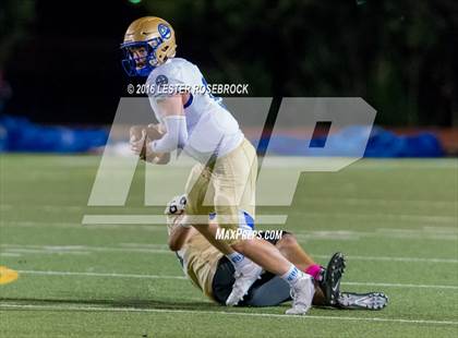 Thumbnail 2 in Alamo Heights vs Seguin photogallery.