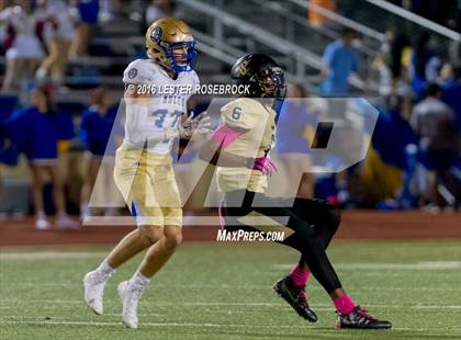 Thumbnail 3 in Alamo Heights vs Seguin photogallery.