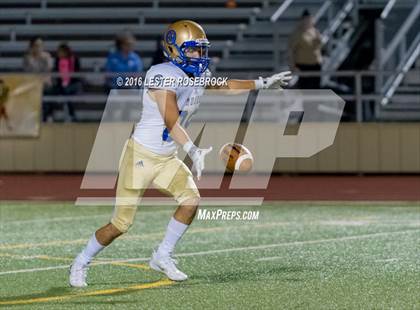 Thumbnail 3 in Alamo Heights vs Seguin photogallery.