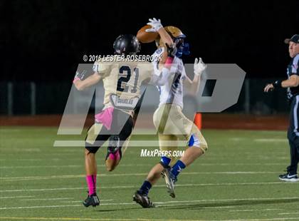 Thumbnail 2 in Alamo Heights vs Seguin photogallery.