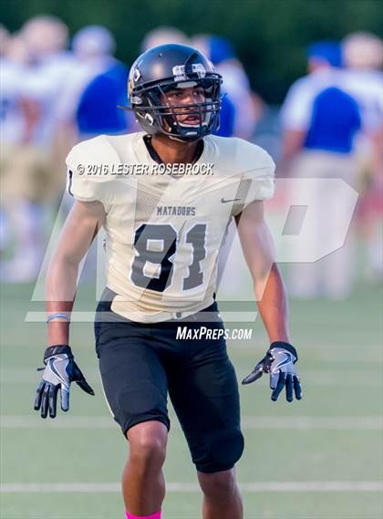 Thumbnail 1 in Alamo Heights vs Seguin photogallery.