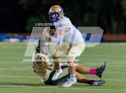 Thumbnail 2 in Alamo Heights vs Seguin photogallery.