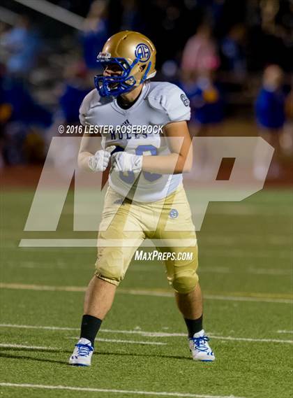 Thumbnail 3 in Alamo Heights vs Seguin photogallery.