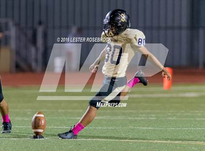 Thumbnail 1 in Alamo Heights vs Seguin photogallery.