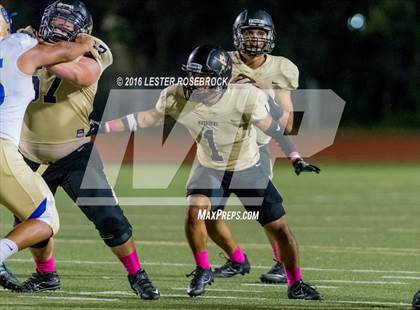 Thumbnail 1 in Alamo Heights vs Seguin photogallery.