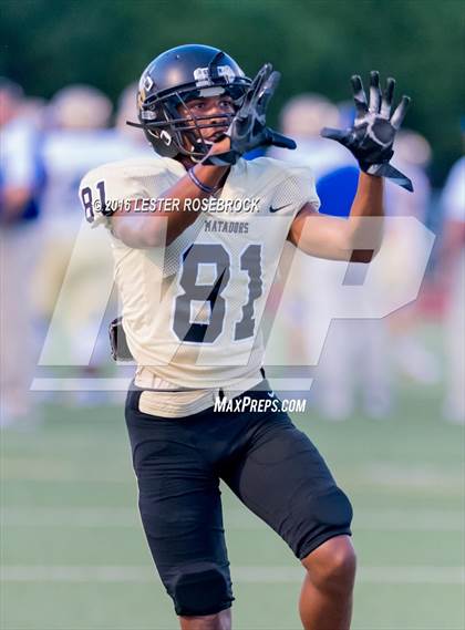 Thumbnail 2 in Alamo Heights vs Seguin photogallery.