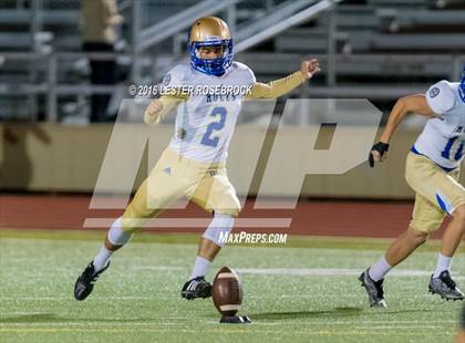 Thumbnail 1 in Alamo Heights vs Seguin photogallery.