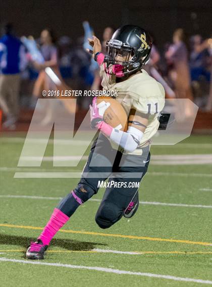 Thumbnail 3 in Alamo Heights vs Seguin photogallery.