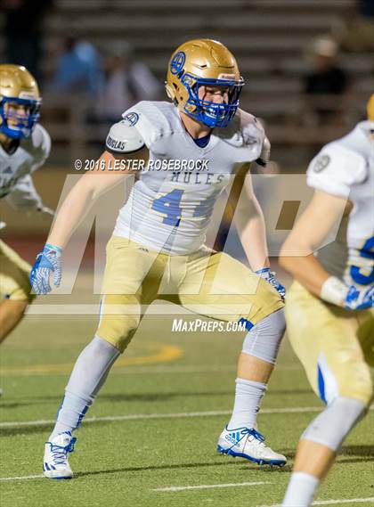 Thumbnail 2 in Alamo Heights vs Seguin photogallery.