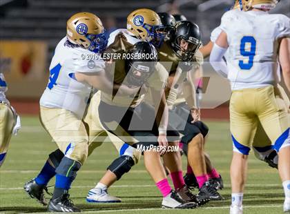 Thumbnail 3 in Alamo Heights vs Seguin photogallery.