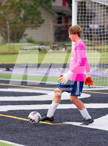 Thumbnail 1 in Norwell @ Leo photogallery.