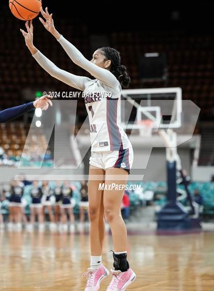 Thumbnail 3 in Mullen vs Cherokee Trail (CHSAA 6A Great 8) photogallery.