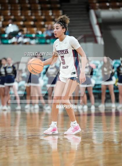 Thumbnail 1 in Mullen vs Cherokee Trail (CHSAA 6A Great 8) photogallery.