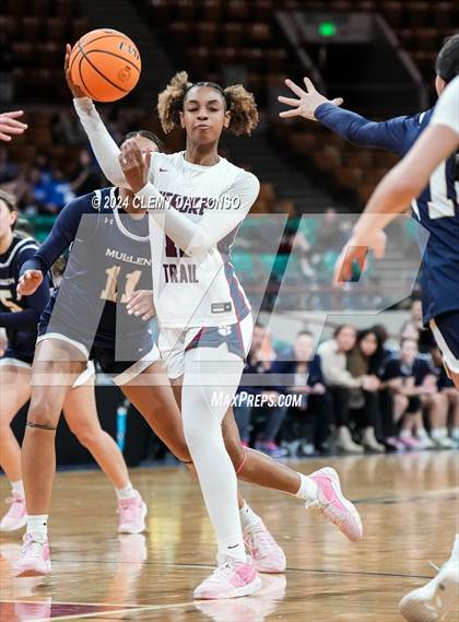 Thumbnail 1 in Mullen vs Cherokee Trail (CHSAA 6A Great 8) photogallery.