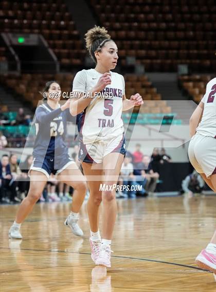 Thumbnail 2 in Mullen vs Cherokee Trail (CHSAA 6A Great 8) photogallery.