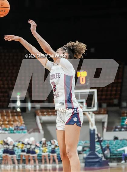 Thumbnail 1 in Mullen vs Cherokee Trail (CHSAA 6A Great 8) photogallery.