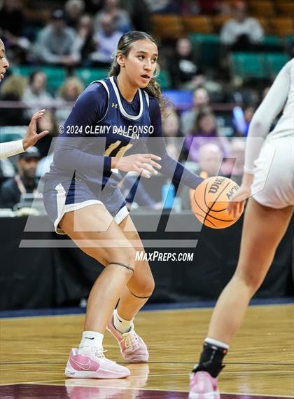 Thumbnail 2 in Mullen vs Cherokee Trail (CHSAA 6A Great 8) photogallery.