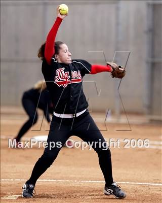 Thumbnail 1 in Woodbridge vs. Elsinore (Woodbridge Classic) photogallery.