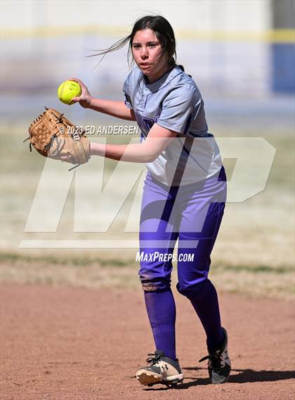 Thumbnail 3 in Incline @ Yerington photogallery.