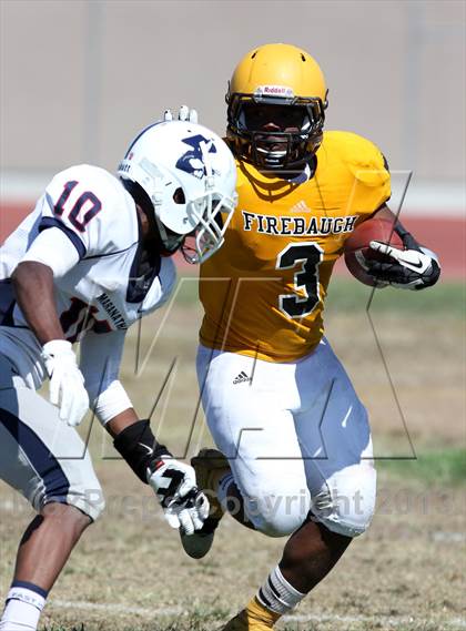 Thumbnail 1 in Maranatha vs. Firebaugh photogallery.