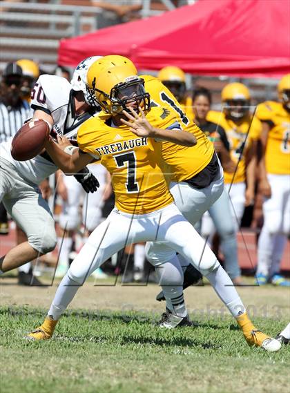 Thumbnail 2 in Maranatha vs. Firebaugh photogallery.