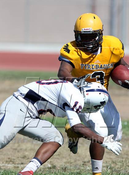 Thumbnail 2 in Maranatha vs. Firebaugh photogallery.