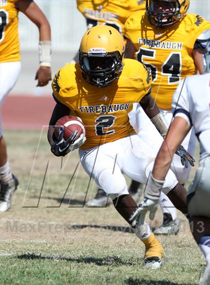 Thumbnail 2 in Maranatha vs. Firebaugh photogallery.