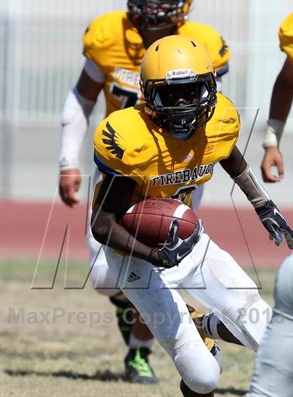Thumbnail 3 in Maranatha vs. Firebaugh photogallery.