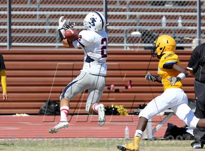 Thumbnail 2 in Maranatha vs. Firebaugh photogallery.