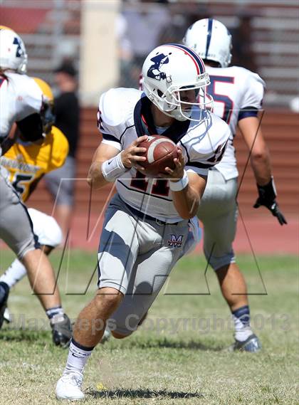 Thumbnail 2 in Maranatha vs. Firebaugh photogallery.