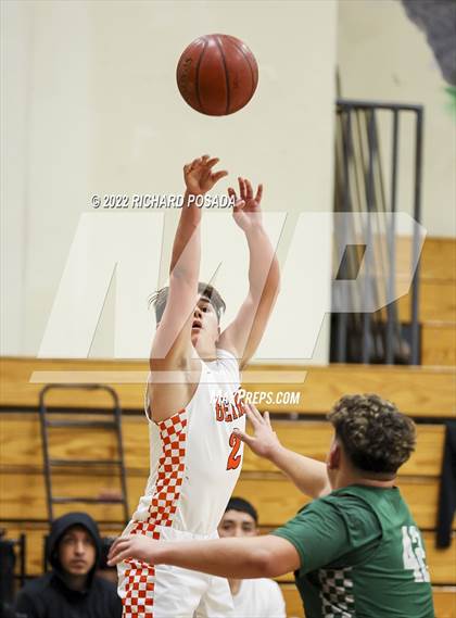 Thumbnail 2 in Dinuba @ Selma photogallery.