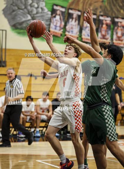 Thumbnail 1 in Dinuba @ Selma photogallery.