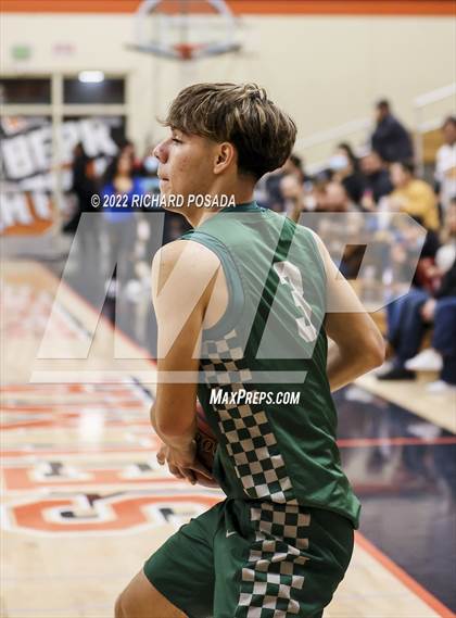 Thumbnail 1 in Dinuba @ Selma photogallery.
