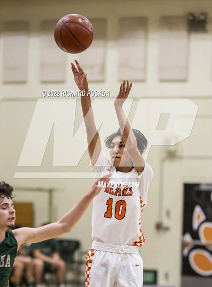 Thumbnail 3 in Dinuba @ Selma photogallery.