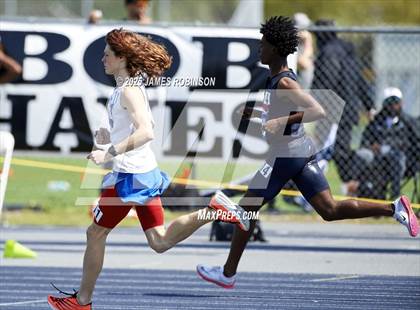 Thumbnail 2 in Bob Hayes Invitational (1600m) photogallery.