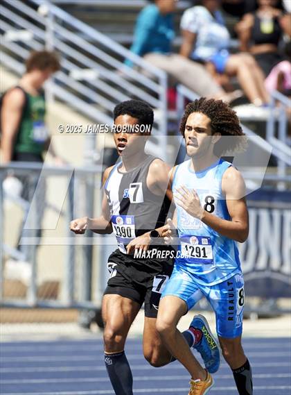 Thumbnail 2 in Bob Hayes Invitational (1600m) photogallery.