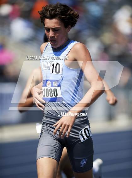 Thumbnail 2 in Bob Hayes Invitational (1600m) photogallery.
