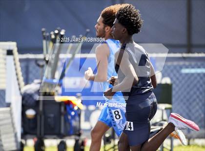 Thumbnail 3 in Bob Hayes Invitational (1600m) photogallery.