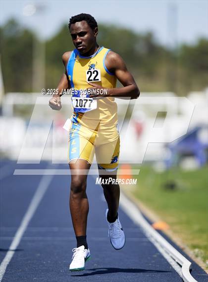 Thumbnail 3 in Bob Hayes Invitational (1600m) photogallery.