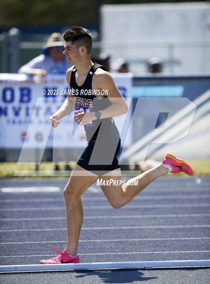 Thumbnail 2 in Bob Hayes Invitational (1600m) photogallery.