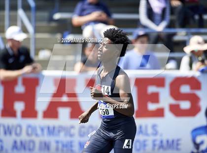 Thumbnail 3 in Bob Hayes Invitational (1600m) photogallery.