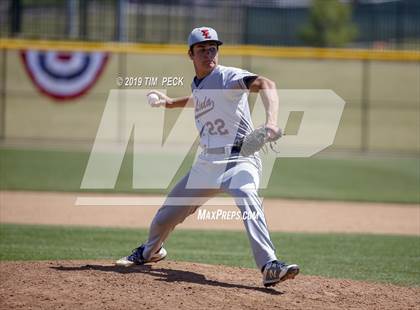 Thumbnail 3 in Yorba Linda vs. Los Alamitos photogallery.