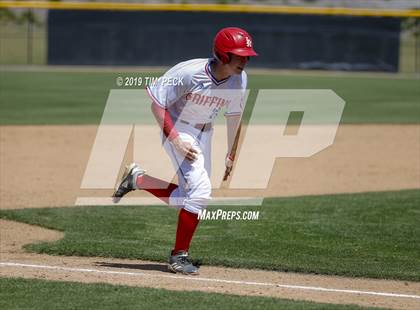 Thumbnail 2 in Yorba Linda vs. Los Alamitos photogallery.