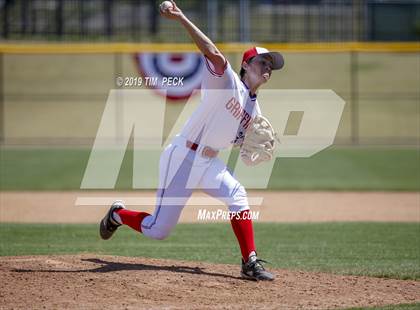 Thumbnail 3 in Yorba Linda vs. Los Alamitos photogallery.