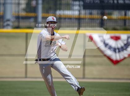 Thumbnail 1 in Yorba Linda vs. Los Alamitos photogallery.