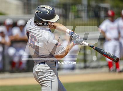 Thumbnail 3 in Yorba Linda vs. Los Alamitos photogallery.