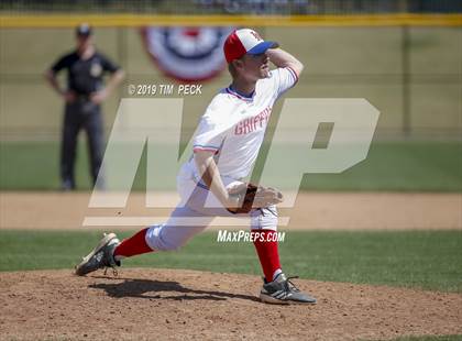 Thumbnail 2 in Yorba Linda vs. Los Alamitos photogallery.