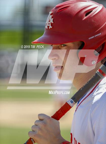 Thumbnail 2 in Yorba Linda vs. Los Alamitos photogallery.