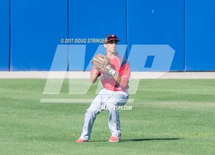 Thumbnail 3 in  Clovis vs. Tulare Western (CIF CS Div 1 Quarterfinal) photogallery.