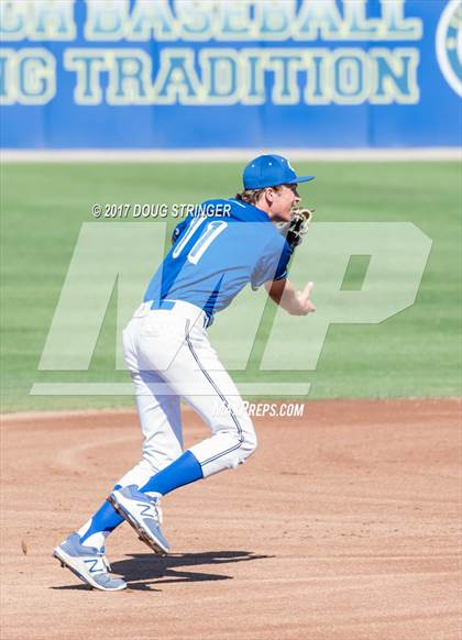 Thumbnail 2 in  Clovis vs. Tulare Western (CIF CS Div 1 Quarterfinal) photogallery.